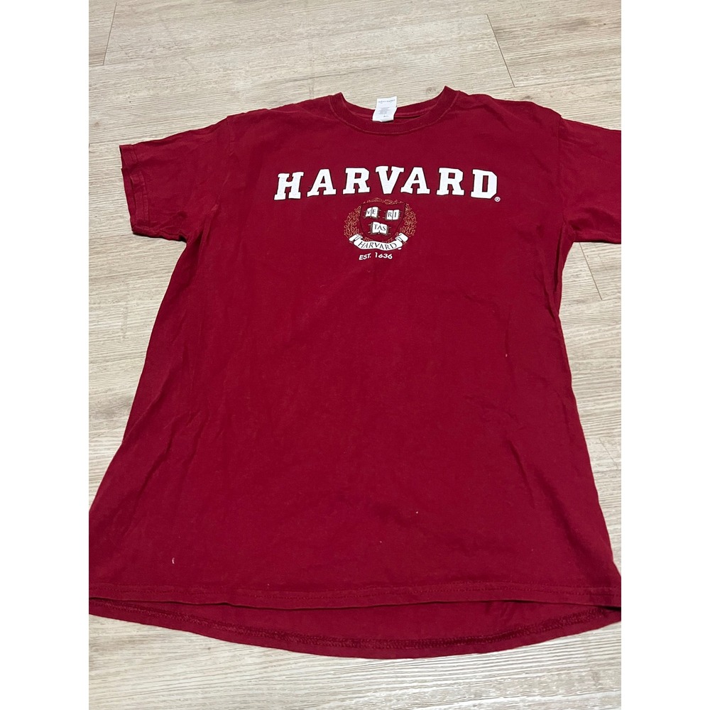 Harvard University Crimson Boston NCAA Mens Size‎ Medium Gildan Heavy T Shirt